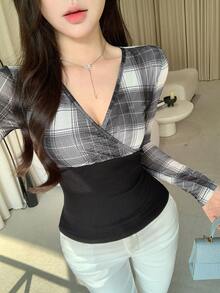 DAZY Women's Casual Plaid Patchwork Fitted T-Shirt, Spring/Autumn - Black - View 5