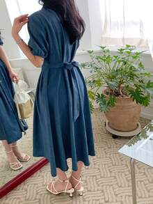 DAZY 女士翻领衬衫裙，收腰设计，短袖，优雅中长款连衣裙 - 藍色 - 查看 4