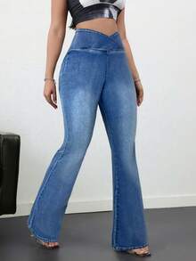 SHEIN Tall 女士休闲高腰喇叭水洗牛仔裤 - 淺色水洗藍 - 查看 1