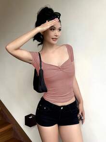 DAZY Kaos Wanita Lengan Pendek Kerah Bulat Model Pas Badan Warna Polos dengan Detail Kerut dan Putaran untuk Musim Panas - Berwarna merah muda - View 4