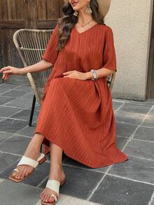 Vivie Lora Damska sukienka plisowana, luźna, teksturowana, średniej długości z dekoltem w serek - Brązowy - Zobacz 1