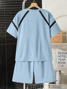 SHEIN Vacaura 2件套青少年春夏秋季撞色条纹短袖T恤和口袋短裤休闲运动时尚套装 - 藍色 - 查看 2