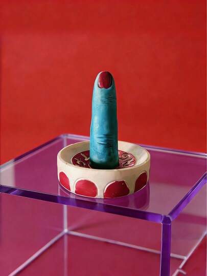 Joivida 创意恐怖风格树脂戒指展示架珠宝收纳架饰品橱窗装饰工艺品