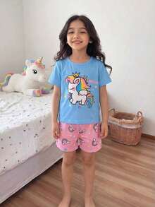 Conjunto de Pijama de Verão para Meninas Pequenas - Top de Manga Curta com Estampa de Coroa e Unicórnio em Azul Claro + Shorts com Estampa de Arco-íris e Nuvem Rosa, Estilo Princesa Fofo e Casual Solto, Roupa de Casa de Verão para Bebês com Estampa Fofa de Unicórnio Cartoon - Azul - Visão 3