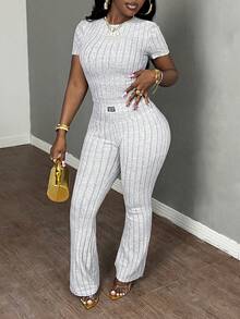 SHEIN PETITE CURVE 新款加大码女装小码纯色罗纹短袖上衣和裤子休闲两件套，女式两件套休闲套装，女式夏季两件套，女装套装，女式套装，性感时尚两件套，夏季，显瘦，小码女装套装，适合娇小身材女性。高腰设计，显瘦显腿长，适合娇小身材女性。适合所有季节和场合，适合娇小女孩和女性，夏季背心，夏季背心，夏季套装，夏季度假套装，女士长款夏季背心，春季套装，背心，休闲背心，夏季高腰显瘦背心，优雅女士礼服套装，优雅派对套装，优雅女士套装，度假套装女士，女士假日服装，夏季假日服装，夏季度假服装，狂欢节服装，2026年狂欢节女士造型，2026年狂欢节女士服装，狂欢节女士服装 - 淺灰色 - 查看 6