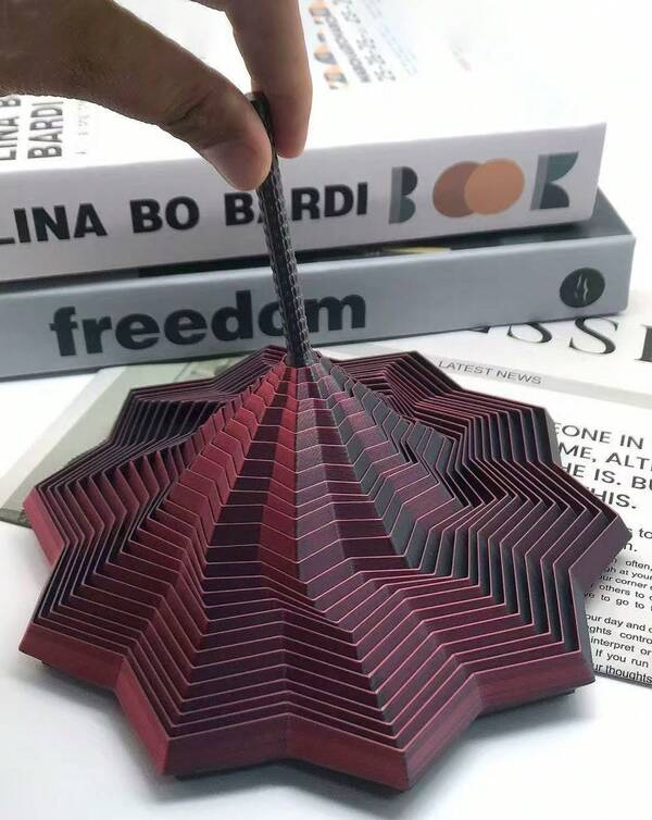 POKOJA LAND 3D打印渐变螺旋塔 - 1个装堆叠旋转解压玩具，胡萝卜造型减压玩具