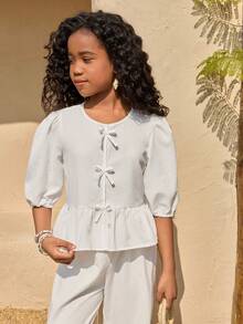 SHEIN Sparklyn 这款少女款T恤采用V领系带设计，领口松紧度可自由调节，打造休闲或精致造型。适合日常通勤、旅行等场合。 - 白色 - 查看 5