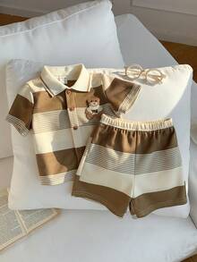 SHEIN 两件套男女通用婴儿服装，可爱夏季针织条纹卡通熊印花短袖T恤和松紧腰短裤，适合生日派对、锐舞派对、晚宴、演出、婚礼、宝宝满月、洗礼、一周岁生日庆祝、婚礼宾客、迎婴派对等场合。 - 彩色 - 查看 5