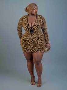 CurvyTilda 大码女装秋冬性感优雅派对胸部金属环装饰圆形镂空金色面料长袖连衣裙 - 金色 - 查看 1