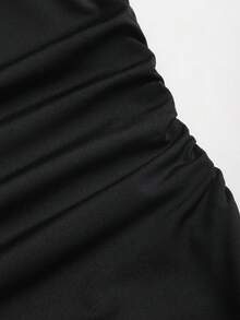 Sweetra 女士纯色高端斜肩多功能褶皱修身A字长连衣裙，夏季 - 黑色 - 查看 7