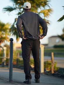 Heavens Edit 男士休闲百搭灰色字母印花圆领卫衣，适合送给丈夫、男友或朋友。 - 深灰色 - 查看 2