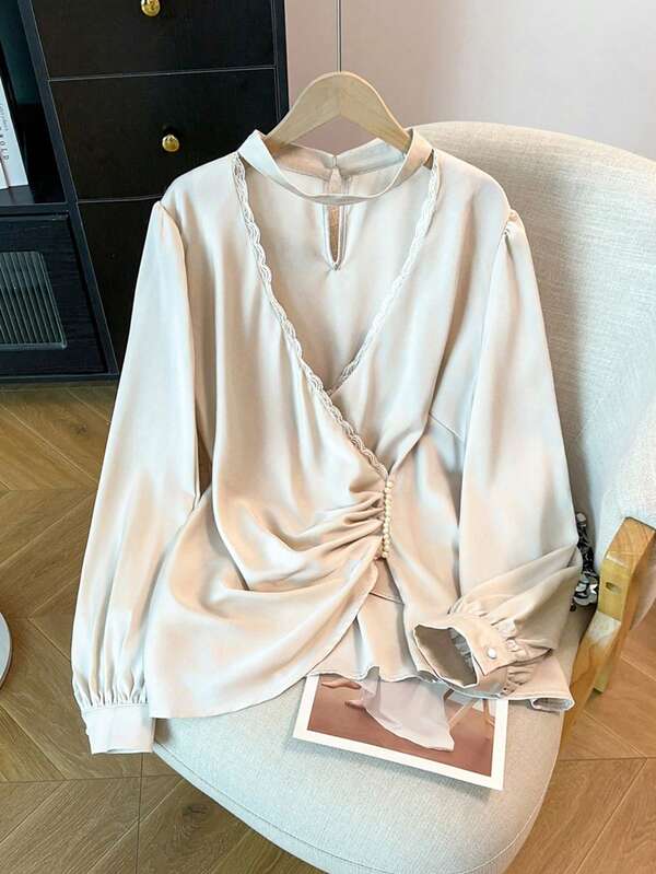 GlowEve CURVE Plus Size Elegant Lace Trim Ruffle Faux Pearl Beaded Blouse