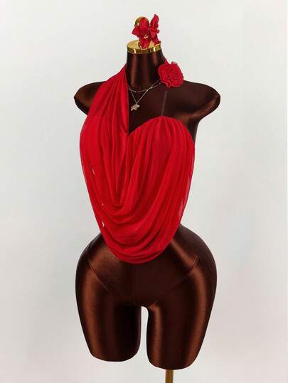 Amplova Asymmetrisk damtopp med transparent mesh och konstblomdekor