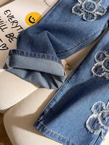 Girls (Small) Floral Design Blue Loose Fit Casual Jeans - Blue - View 3