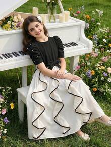 رمضان
قرقيعان 
فستان العيد جلابيات رمضان 
جلابيات       
جلابيه       
الملابس التقليدية العربية      
Abaya       جلابية       
قفطان        جراب Girls' Black Elegant Short Puff Sleeve Dress, Pearl Dress, Pearl Sleeves, Bubble Skirt, Black And White Dress - Multicolor - View 4