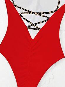 Swim Vcay Traje de baño de una pieza con tirantes finos y estampado de leopardo, ajustado con color contrastante para la playa - Multicolor - Ver 5