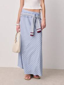 Nöista 蓝色条纹长裙，侧边饰有打结。适合夏季、海滩、休闲、复活节、春季、假日、度假等场合。 - 藍色 - 查看 3
