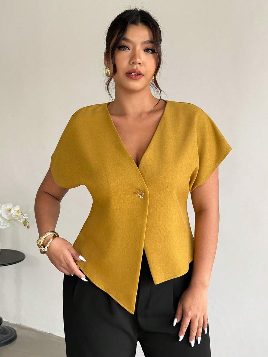 Firerie Camisa casual de manga corta con cuello en V y botones de unicolor para tallas grandes - Amarillo - View 1