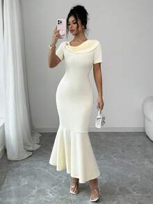 Elenzga 女士新款杏色针织波浪纹理面料连衣裙，不对称肩部设计，金属装饰，收腰，鱼尾裙摆，浪漫，性感，简约，百搭 - 杏色 - 查看 5