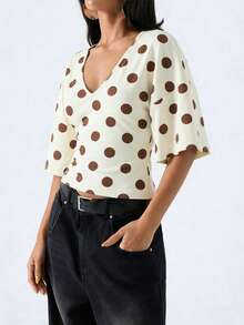 LYSMO 2026 New Arrival Women's Simple Brown Polka Dot Flare Sleeve Shirt, Versatile For Commuting/Christmas/New Year/Thanksgiving/Graduation, Elegant & Fashionable, Casual Comfortable Homewear, Deep V-Neck Design, Figue Color - Multicolor - View 4