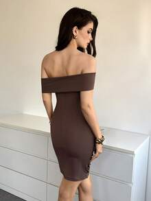 Modelyn Đầm ngắn ôm sát gợi cảm, màu trơn, có vòng nối, xếp ly, trễ vai dành cho nữ. - màu nâu - Xem 2