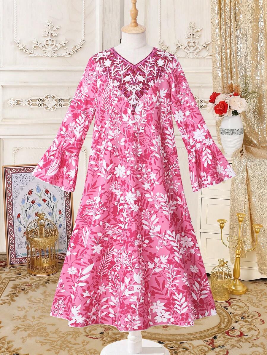 SHEIN 新款碎花连衣裙,适合大女孩——甜美蝴蝶公主长裙,时尚少女服装。V领喇叭袖优雅连衣裙,日常穿着或度假皆宜。 - 彩色 - 查看 1