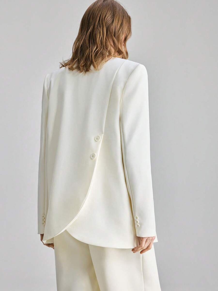 Ontre Women's Loose Fit Blazer Jacket, Business Casual Office Wear, Low-Key Vintage Style, Urban Commute Office Attire, Elegant Women's Outfit, Autumn/Winter - Apricot - View 1