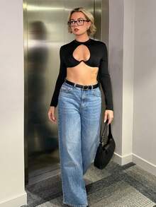 Bethéva Y2K Sexy Streetwear Crop Top With Hollow Heart Design - Black - View 5