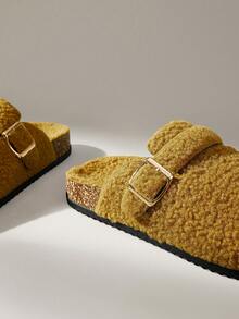 Solecia Women Buckle Design Casual Faux Fur Slip-On Slippers For Christmas - Ginger - View 5