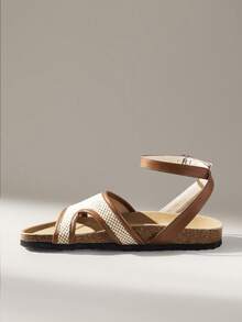 Solecia 女士春夏新款米色编织面料棕色踝扣设计轻奢时尚百搭派对透气休闲户外海滩度假风复古法式简约设计软底木纹平底凉鞋 - 米色 - 查看 4