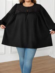 SHEIN CURVE+ Áo kiểu nữ cỡ lớn tay dài cổ tròn thắt nơ phía trước, họa tiết nhiệt đới cổ điển, phong cách Bohemian, trang phục nghỉ dưỡng, Ibiza, mùa thu. - màu đen - Xem 4