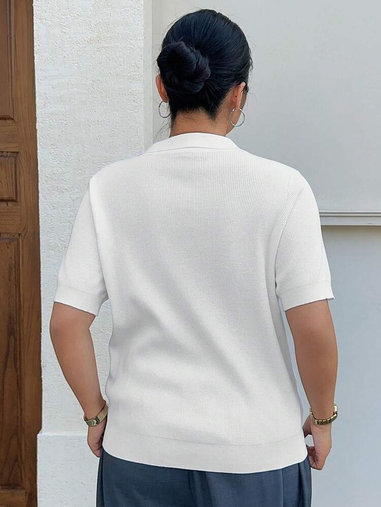 Dazy Plus Solid Color Polo Collar Half-Placket Fitted Short Sleeve Apricot Spring/Summer Knit Top With Horse Embroidery