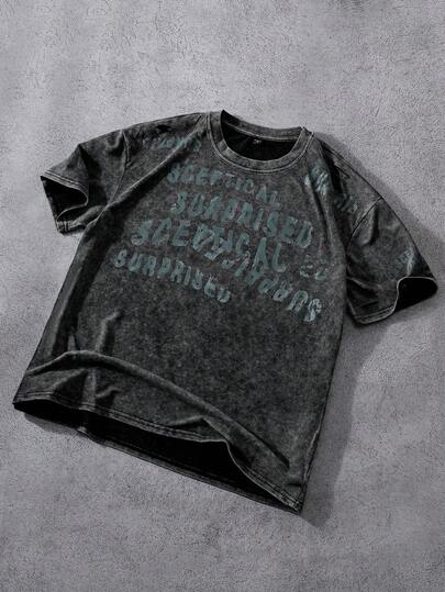 PAVTROS 男士T恤，采用磨砂雪花水洗工艺，做旧质感，并带有精致的英文印花效果；送给男友的绝佳礼物。适合春夏、夏季、度假、复古、外出、派对、节日等场合，也可作为街头服饰或运动服饰穿着。