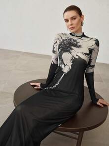 MOTF PREMIUM WOMEN'S FLORAL PRINT SLIT FITTED DRESS - Black and White - View 4