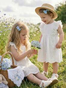 Souflis Souflis New French Style Baby Girls' Spring/Summer White Lace Trim Sleeveless Dress, Minimalist Design, Suitable For Festivals, Elegant Outings, And Cozy Home Moments Baby Girl Summer Dress Apricot Baby Girl Dress Baby Girl White Dress - White - View 2