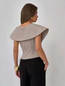 Aloruh 女士优雅艺术风时尚浪漫约会通勤不对称翻领西装外套，春夏款 - 卡其色 - 查看 2