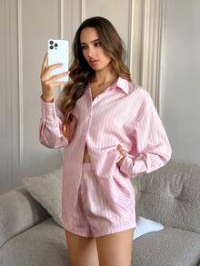 SHEIN Conjunto de pijama de top y shorts a rayas para mujer - Rosa - Ver 4