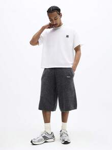 SUMWON Men's Short Sleeve Crew Neck T-Shirt With Small Chest Patch Logo Casual Cotton Tee Summer Essential Streetwear - White - View 3