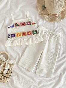 SHEIN Vintaside Kids 两件套女婴套装，包括一件钩针花卉图案背心和一条舒适长裤，优雅的韩欧风格，百搭实用，是新款夏季时尚童装，适合婴幼儿、女童，也适合外出、节日、派对、度假等场合。 - 杏色 - 查看 3