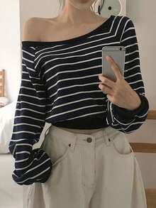 DAZY 女士宽松不对称肩条纹长袖卫衣 - 藏蓝色 - 查看 2