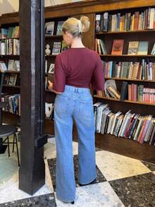 Bethéva Camiseta corta de verano de mujer con mangas de murciélago, plisada y ajustada, de unicolor, de moda casual y urbana - Burdeos - Ver 2