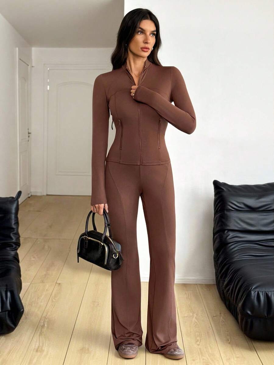 SHEIN Tall 2025春夏新款休闲简约棕色修身开襟长袖侧拉链口袋T恤+高腰喇叭裤女两件套，适合日常出行、返校、毕业典礼、早午餐、机场出行、派对聚会、节日、旅行等场合，简约百搭，休闲舒适。