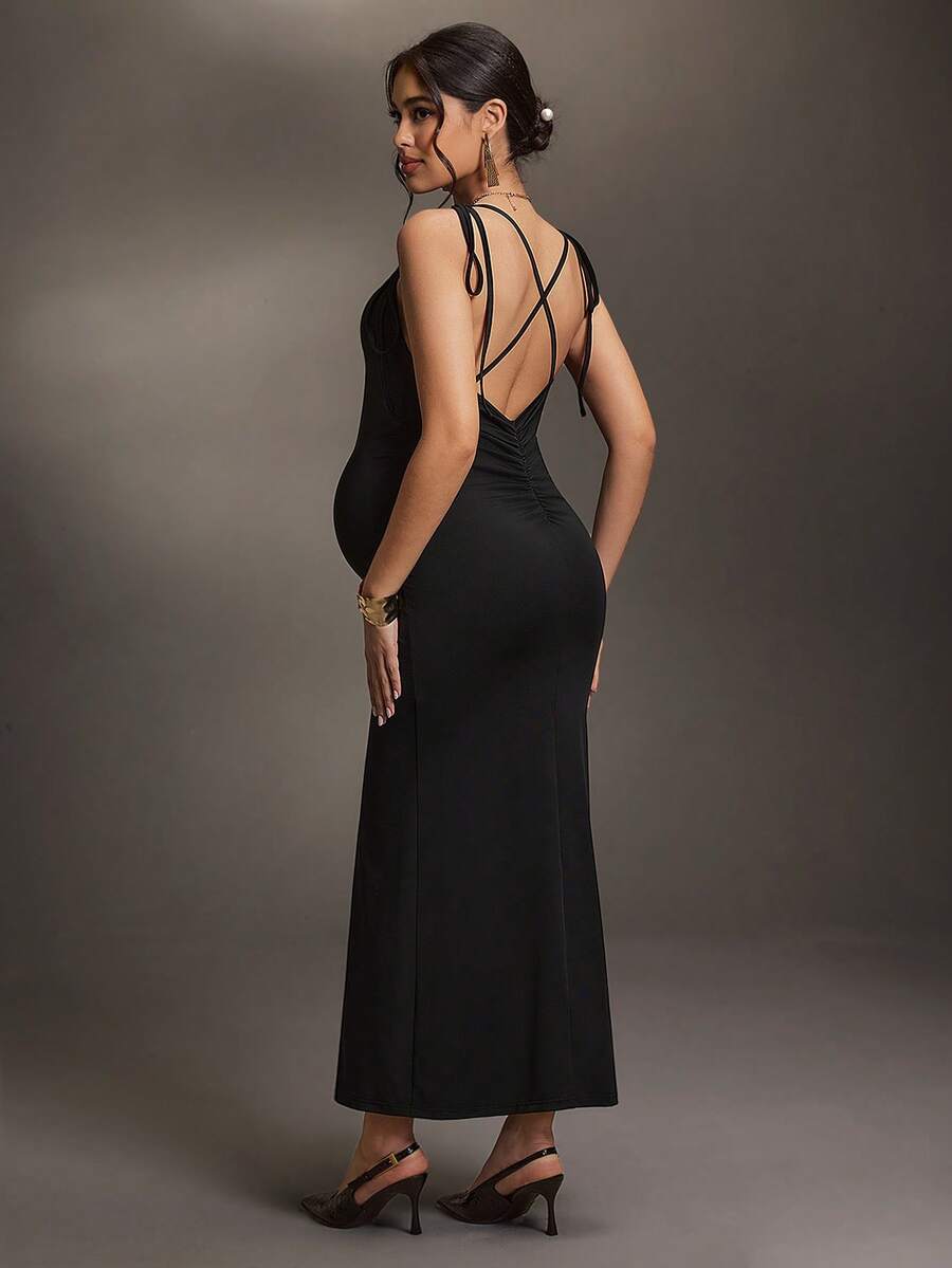 Cheriluna Maternity Vestido de fotografía de maternidad con tirantes sin espalda, vestido fruncido sin espalda de unicolor - Negro - Ver 1