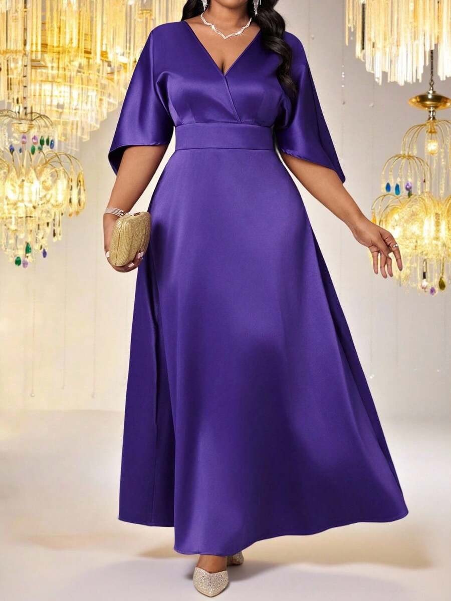 SHEIN Lady Đầm thanh lịch cỡ lớn, màu trơn, kiểu dáng thắt eo chéo, chất liệu vải cotton.