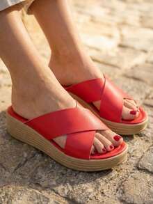 Sandalia de plataforma baja con tiras cruzadas, disponible en beige y rojo - Rojo - Ver 2