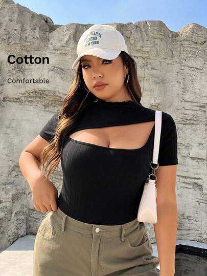 SHEIN EZwear Remera De Tejido De Punto Negro De Manga Corta Con Agujeros Y Talle Grande