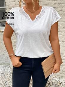 SHEIN Frenchy 夏季对比色蕾丝度假加大码波西米亚风缺口领 T 恤，带镂空细节 - 白色 - 查看 7