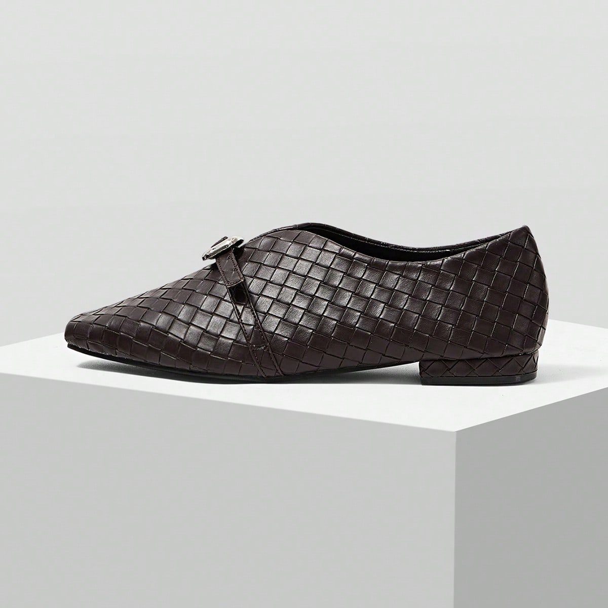 Zapatos planos versátiles de hebilla para mujer