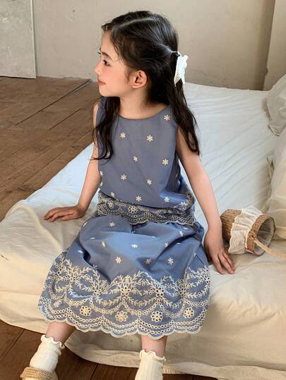 DAZY 2pcs/Set Girls (Small) Round Neck Embroidered Korean Style Sleeveless Shirt And Skirt Set