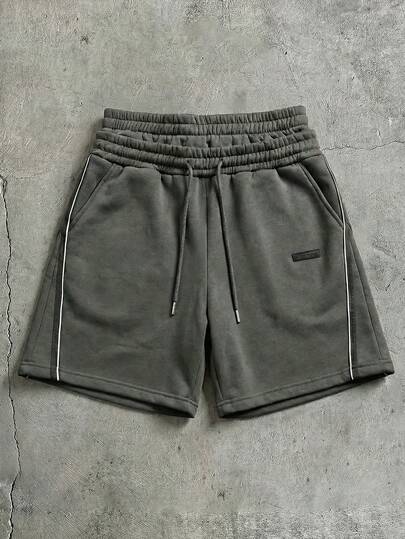 AXEPEAK Men's Summer Casual Loose Shorts, Splicing Design, Flat Waistband, Standard Size